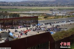 民调：大多数美国人认为，过去四年美国在关键